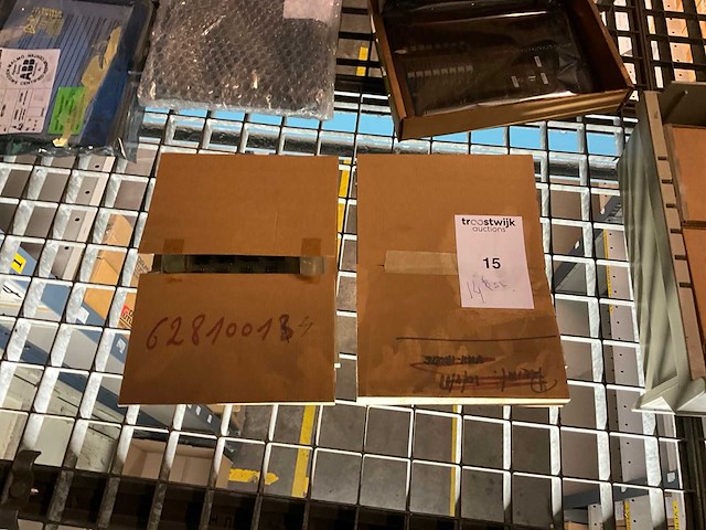 Partij diverse machineonderdelen - afbeelding 6 van  7