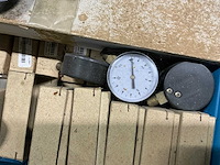 Partij diverse manometers - afbeelding 3 van  9