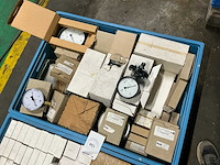Partij diverse manometers - afbeelding 9 van  9