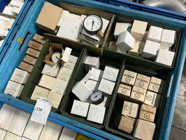 Partij diverse manometers - afbeelding 9 van  14