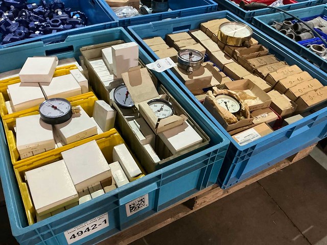 Partij diverse manometers - afbeelding 7 van  7
