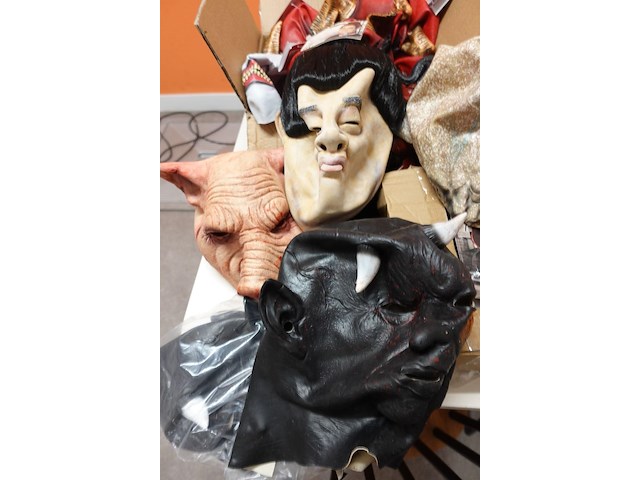 Partij diverse maskers - afbeelding 2 van  6