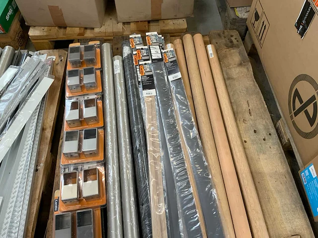 Partij diverse materiaal - afbeelding 6 van  6