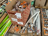 Partij diverse materiaal