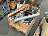 Partij diverse materialen - afbeelding 1 van  9