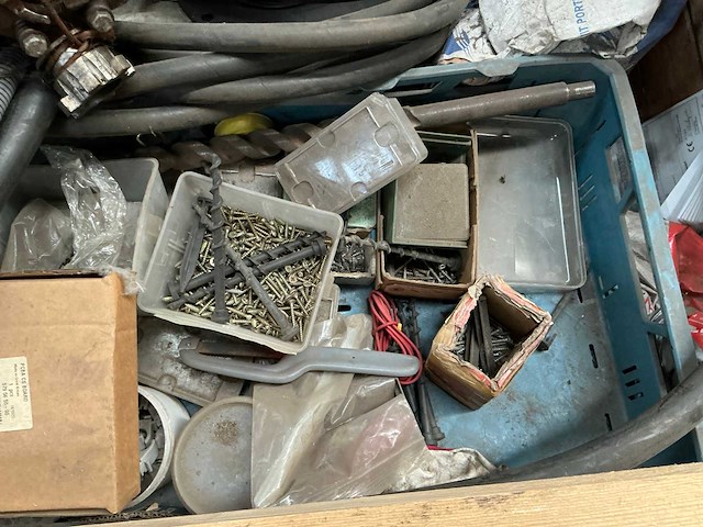 Partij diverse materialen - afbeelding 6 van  9