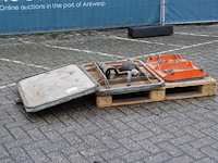 Partij diverse materialen - afbeelding 1 van  1