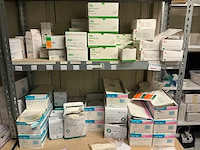 Partij diverse medische benodigdheden - afbeelding 14 van  18