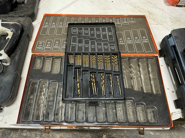 Partij diverse metaalboren - afbeelding 1 van  3