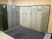Partij diverse metalen locker - afbeelding 1 van  5