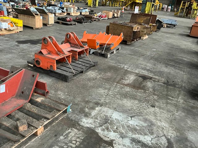 Partij diverse metalen onderdelen - afbeelding 5 van  13