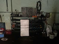 Partij diverse metalen uitrustingsgoederen - afbeelding 5 van  8