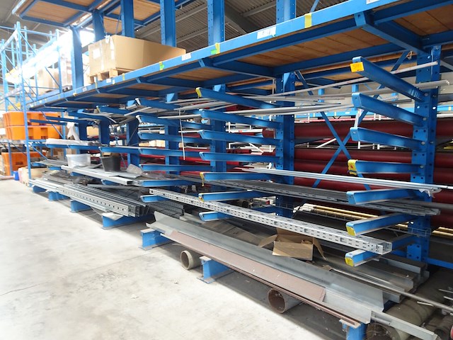 Partij diverse metalen - afbeelding 1 van  6