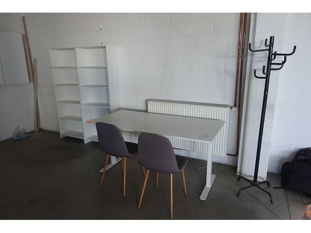 Partij diverse meubelen - afbeelding 1 van  6