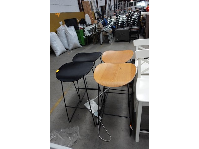 Partij diverse meubelen - afbeelding 1 van  6