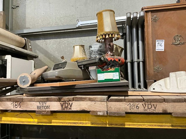 Partij diverse meubelen - afbeelding 3 van  4