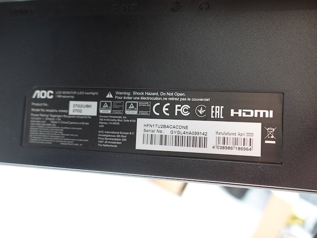 Partij diverse monitors en bevestigingsarmen - afbeelding 15 van  17