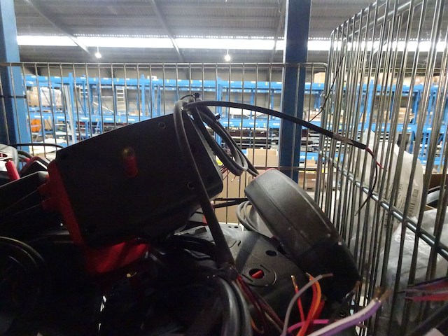 Partij diverse montage onderdelen - afbeelding 9 van  9