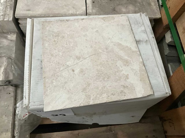 Partij diverse natuursteen tegel - afbeelding 4 van  5