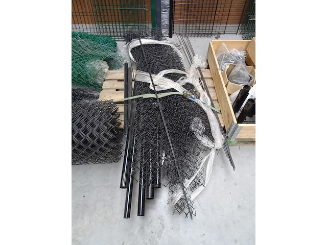 Partij diverse omheiningen - afbeelding 2 van  16