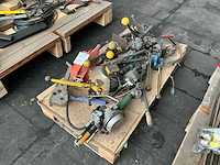 Partij diverse onderdelen en gereedschappen - afbeelding 3 van  20