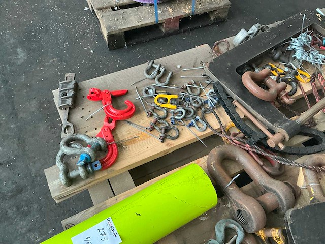 Partij diverse onderdelen en gereedschappen - afbeelding 11 van  20