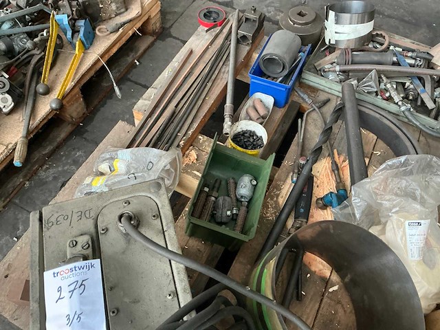 Partij diverse onderdelen en gereedschappen - afbeelding 20 van  20