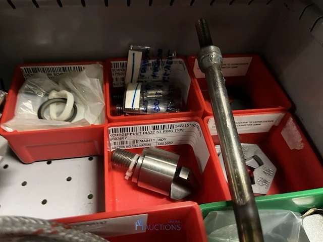 Partij diverse onderdelen engel - afbeelding 65 van  101