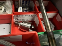 Partij diverse onderdelen engel - afbeelding 66 van  101