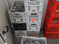 Partij diverse onderdelen voor metalen rek - afbeelding 7 van  11