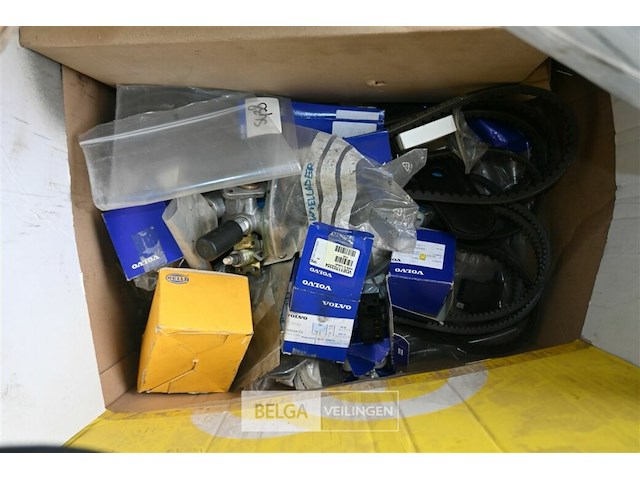 Partij diverse onderdelen voor voertuigen - afbeelding 11 van  13