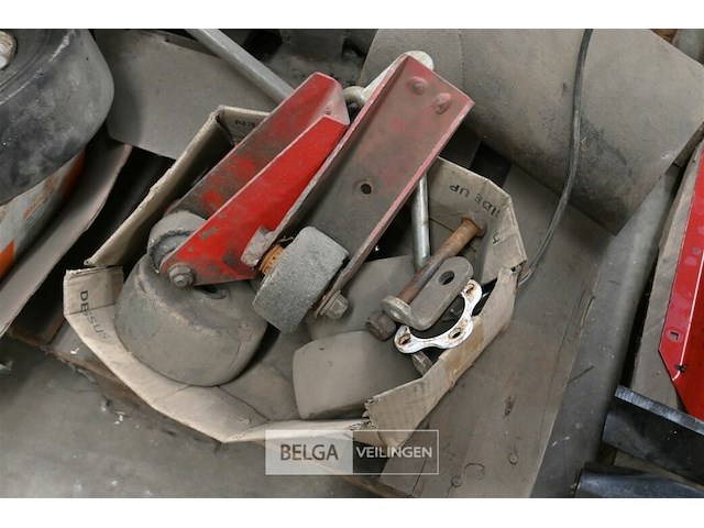 Partij diverse onderdelen - afbeelding 2 van  8