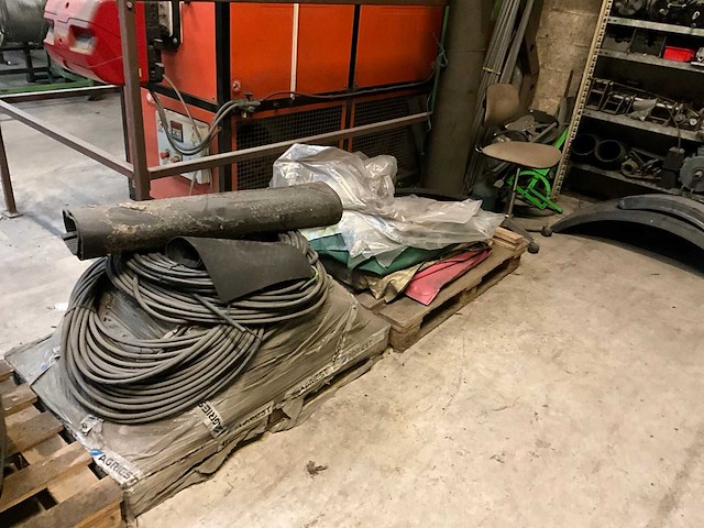 Partij diverse onderdelen - afbeelding 8 van  20