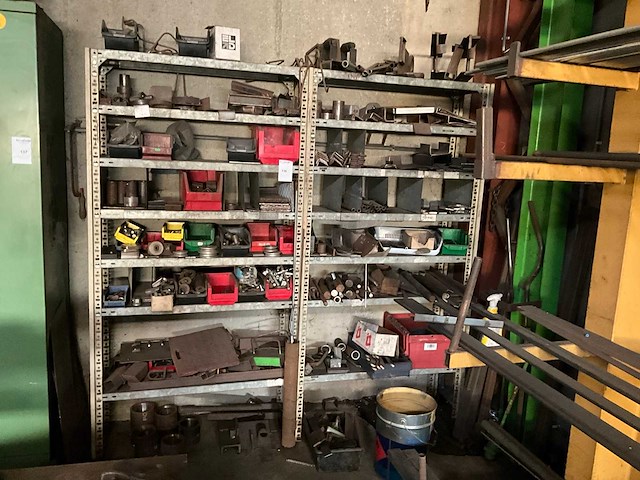 Partij diverse onderdelen - afbeelding 1 van  9