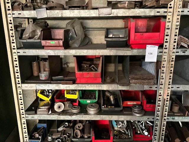 Partij diverse onderdelen - afbeelding 3 van  9