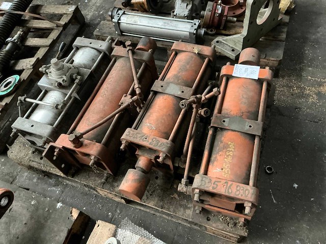 Partij diverse onderdelen - afbeelding 2 van  6