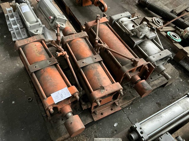 Partij diverse onderdelen - afbeelding 3 van  6