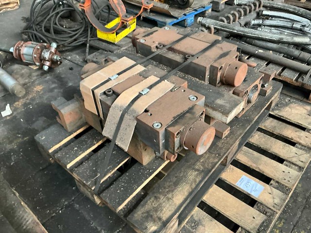 Partij diverse onderdelen - afbeelding 7 van  8