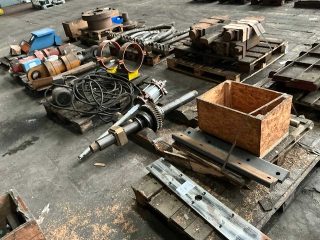 Partij diverse onderdelen - afbeelding 2 van  9