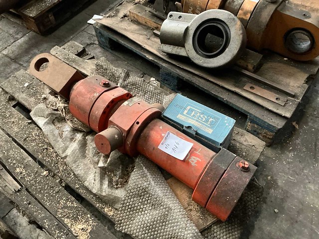 Partij diverse onderdelen - afbeelding 7 van  9