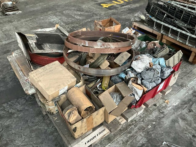 Partij diverse onderdelen - afbeelding 5 van  19