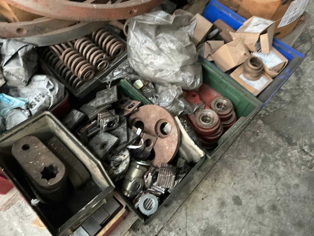 Partij diverse onderdelen - afbeelding 8 van  19