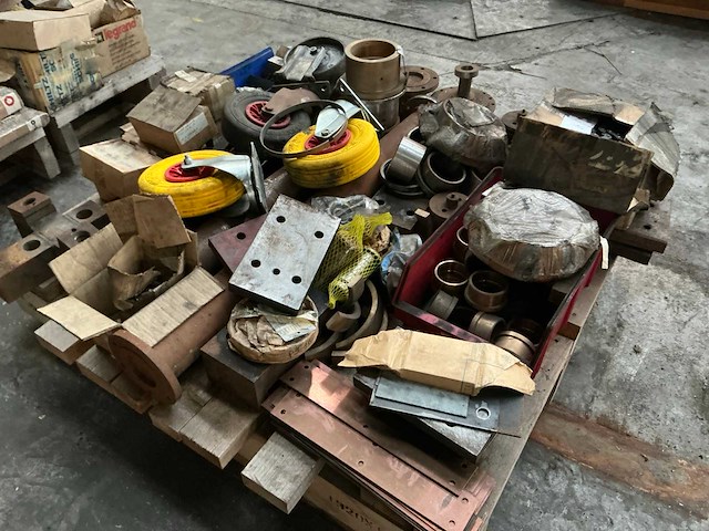 Partij diverse onderdelen - afbeelding 12 van  19