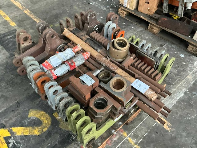 Partij diverse onderdelen - afbeelding 17 van  19