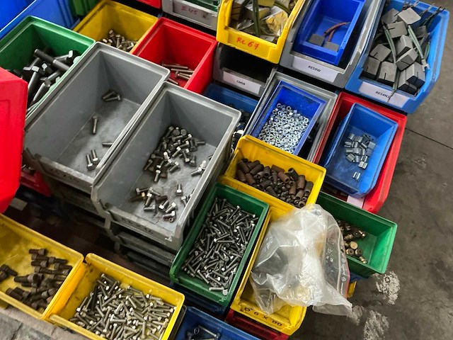 Partij diverse onderdelen - afbeelding 17 van  18