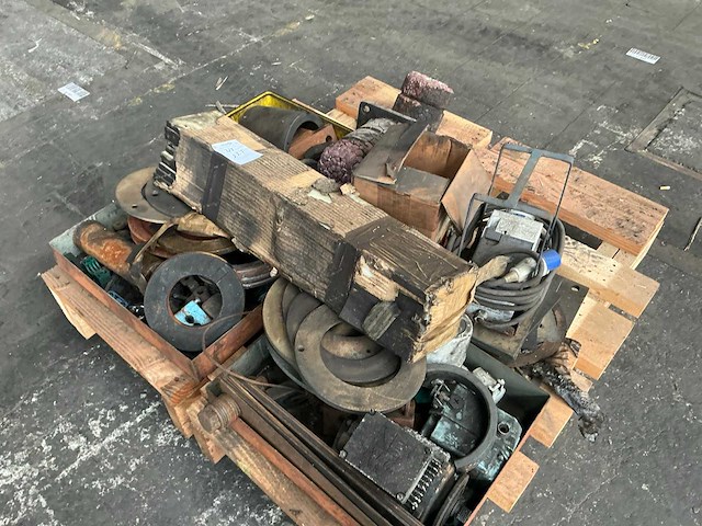 Partij diverse onderdelen - afbeelding 3 van  12