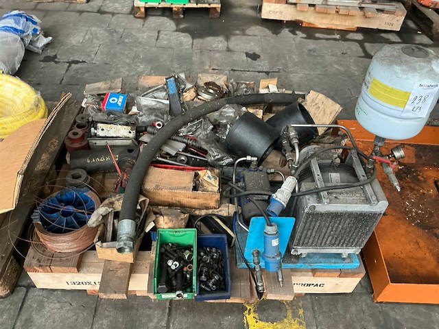 Partij diverse onderdelen - afbeelding 6 van  10