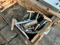 Partij diverse onderdelen - afbeelding 3 van  4