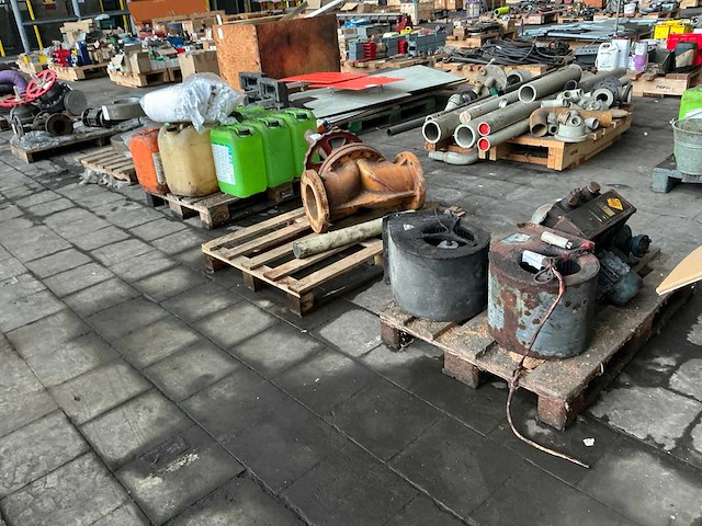 Partij diverse onderdelen - afbeelding 8 van  8