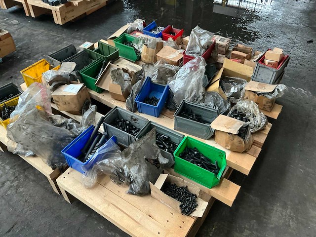 Partij diverse onderdelen - afbeelding 3 van  5